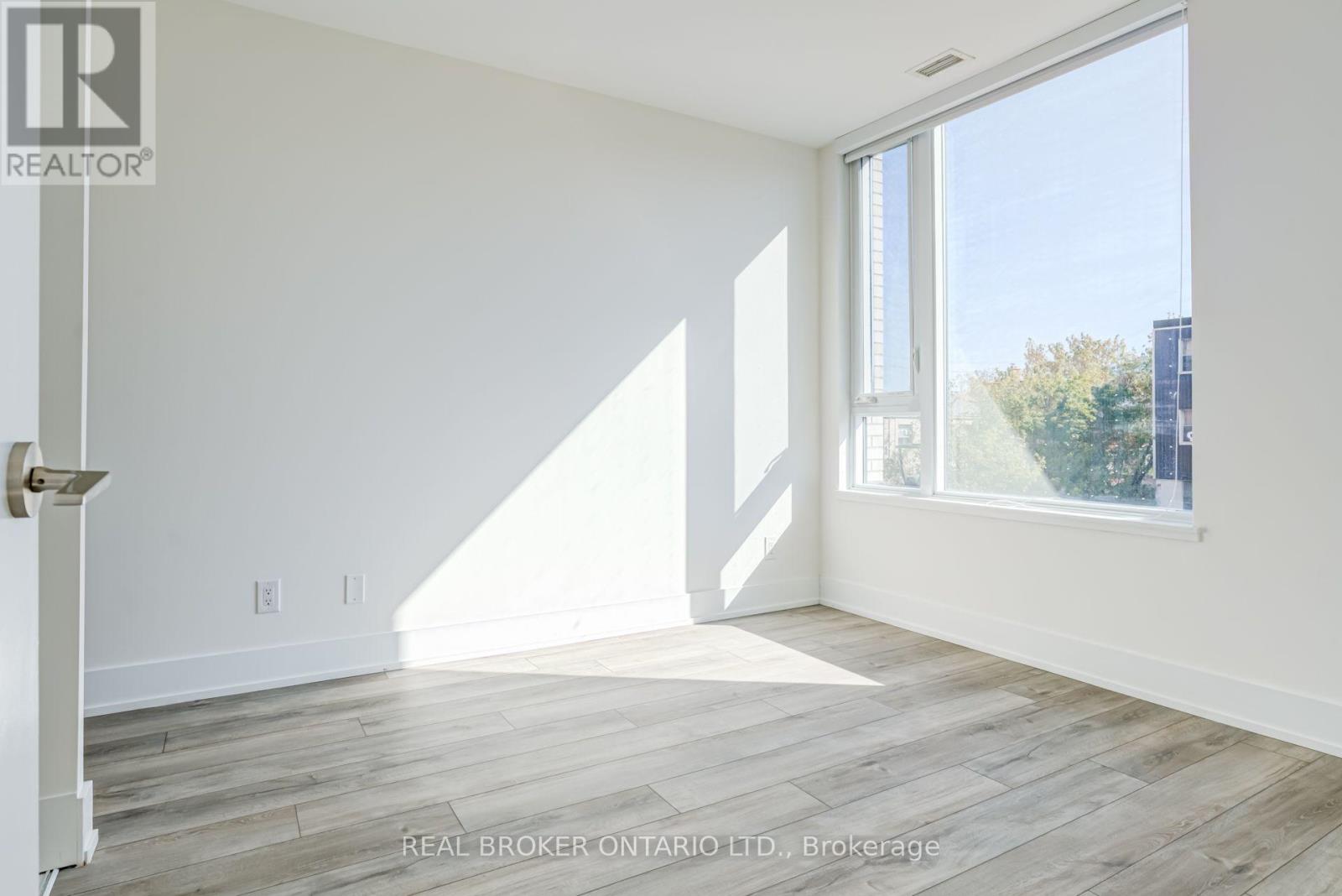 208- 11 Maryport Avenue, Toronto, ON photo 14
