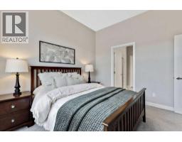 70 D'arcy Boulevard - photo 15