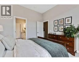 70 D'arcy Boulevard - photo 16