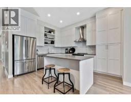 70 D'arcy Boulevard - photo 6