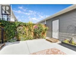 70 D'arcy Boulevard - photo 32