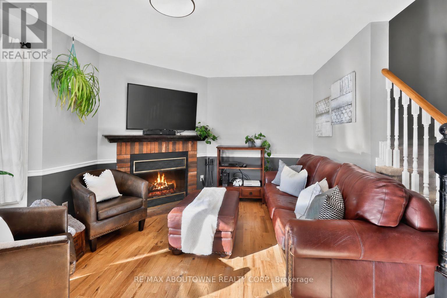 #53 2915 HEADON FOREST DRIVE - Image 10