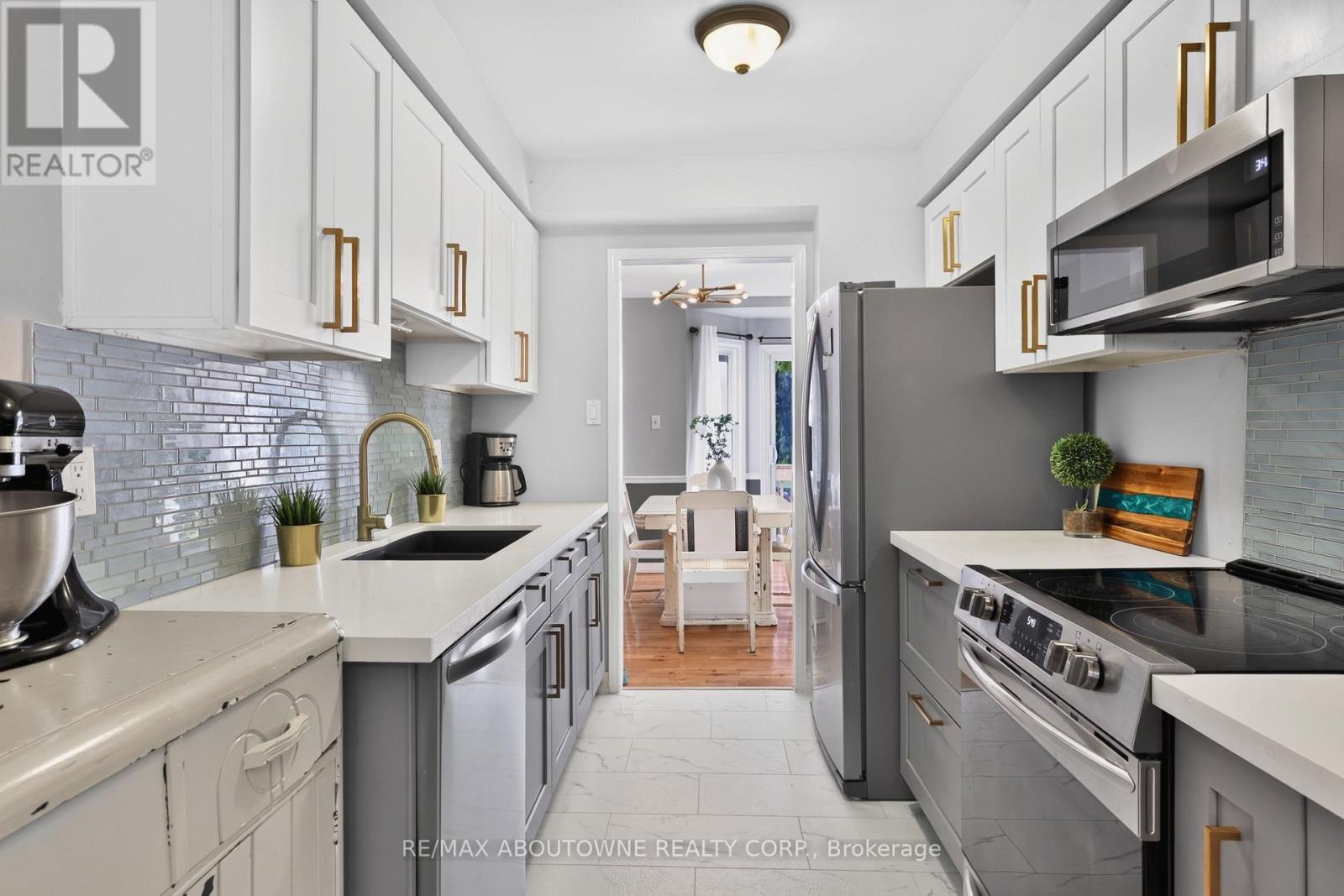 #53 2915 HEADON FOREST DRIVE - Image 6