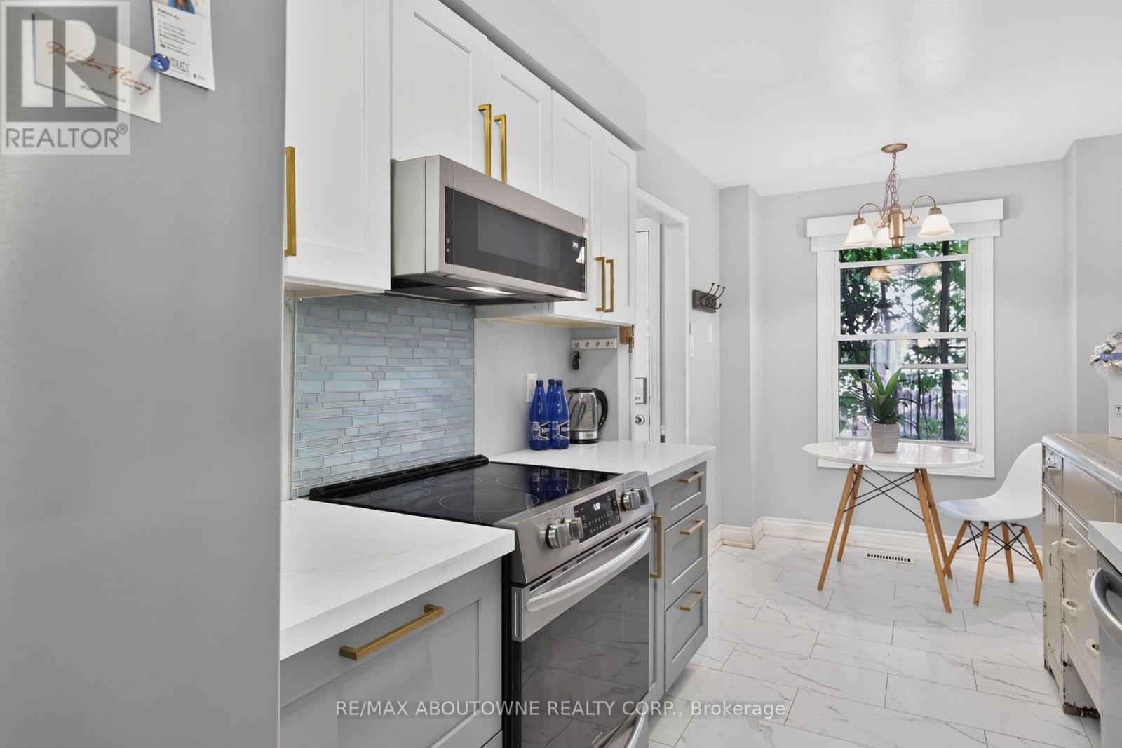 #53 2915 HEADON FOREST DRIVE - Image 8