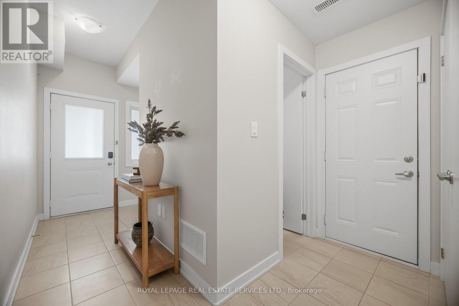 69 - 590 NORTH SERVICE ROAD, Hamilton (Stoney Creek) — photo 11