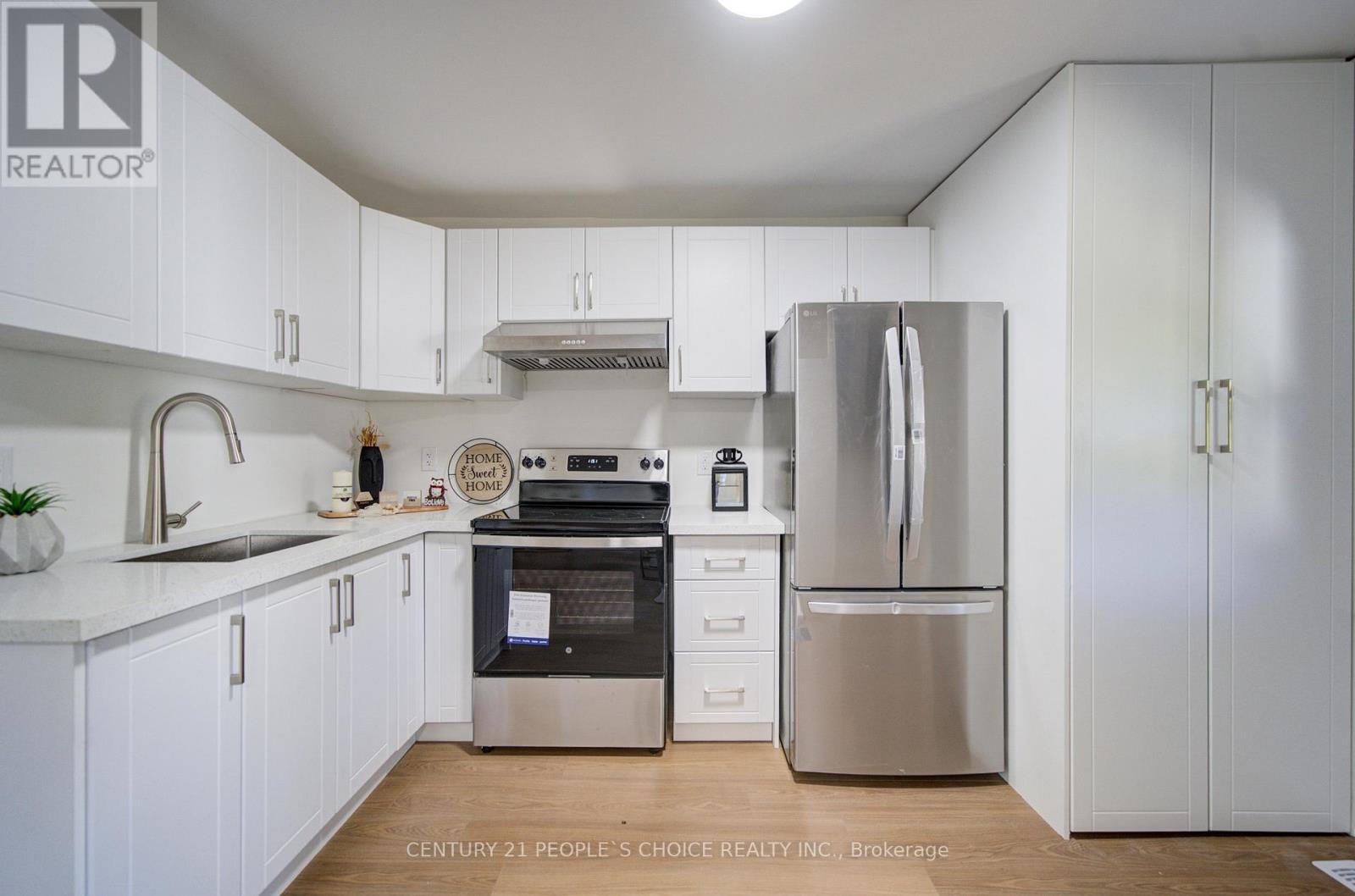 176 LONDON STREET S - 20