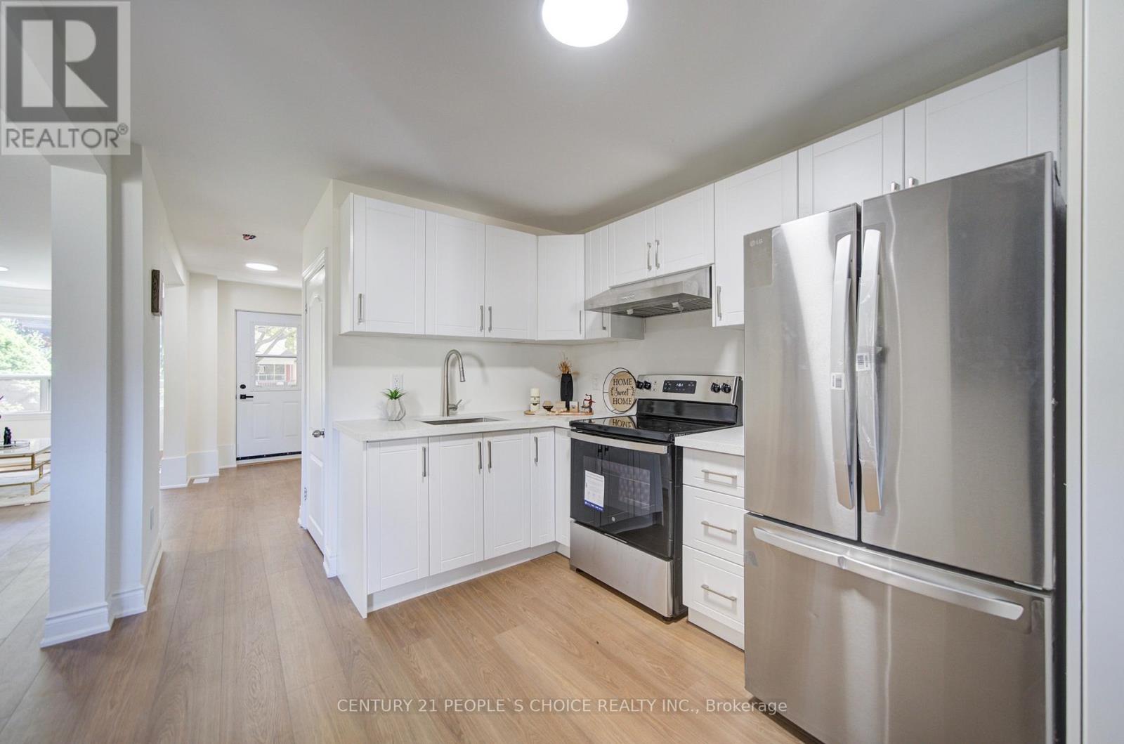 176 LONDON STREET S - 21