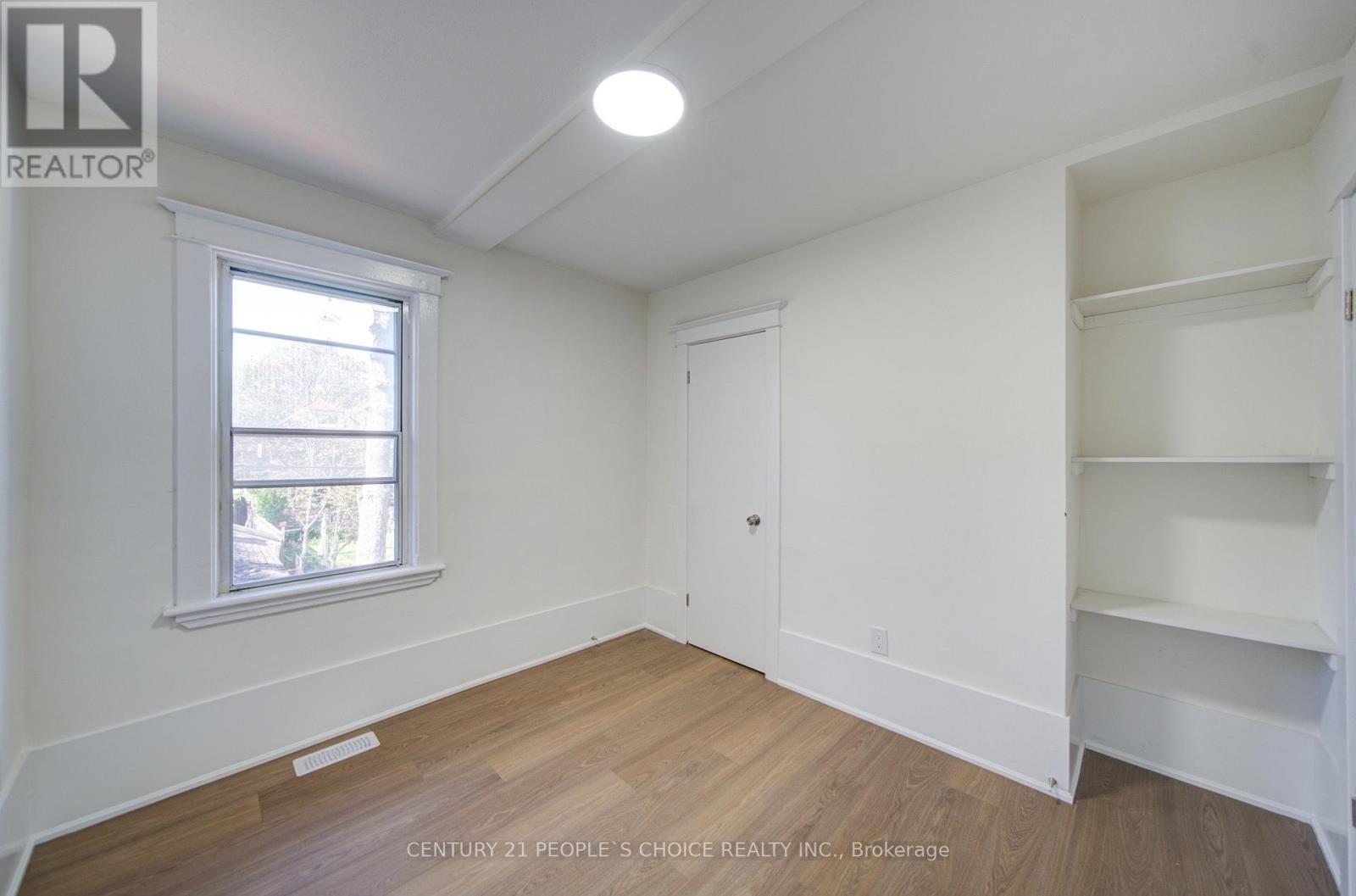 176 LONDON STREET S - Image 29
