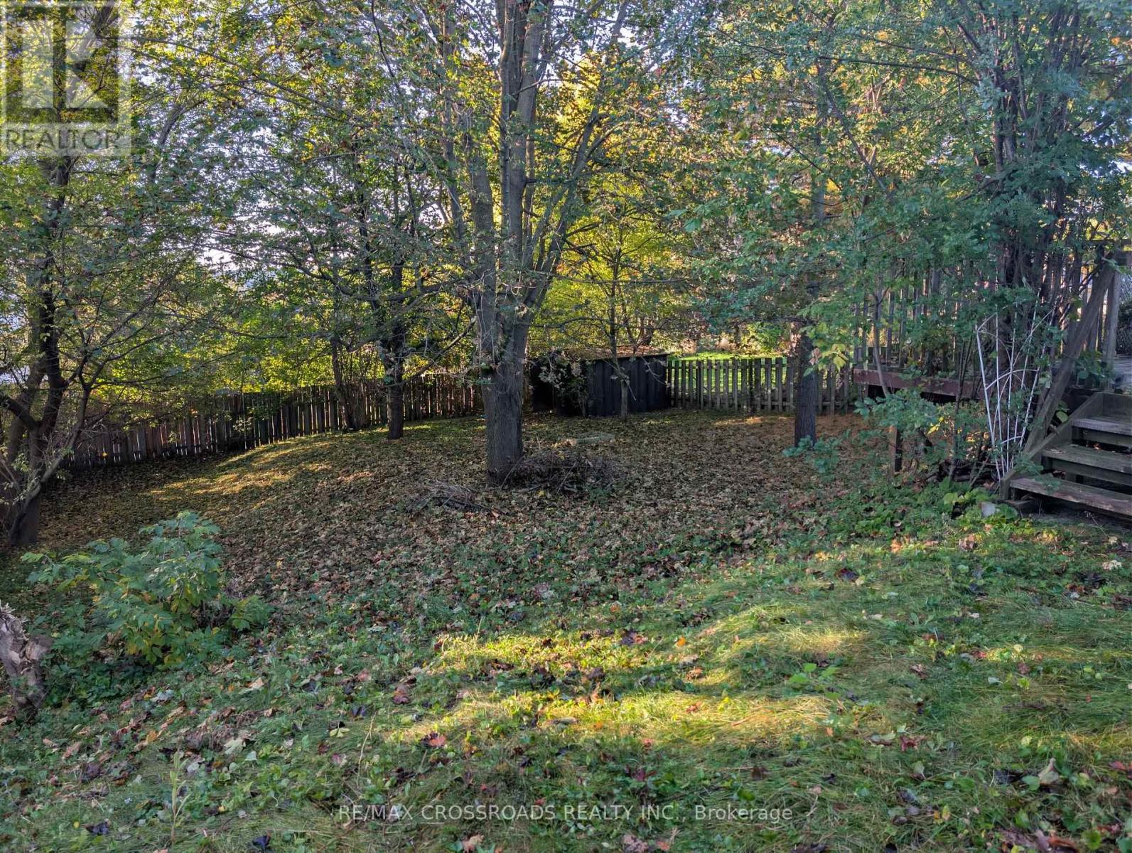 261 LAKEVIEW BOULEVARD - 26