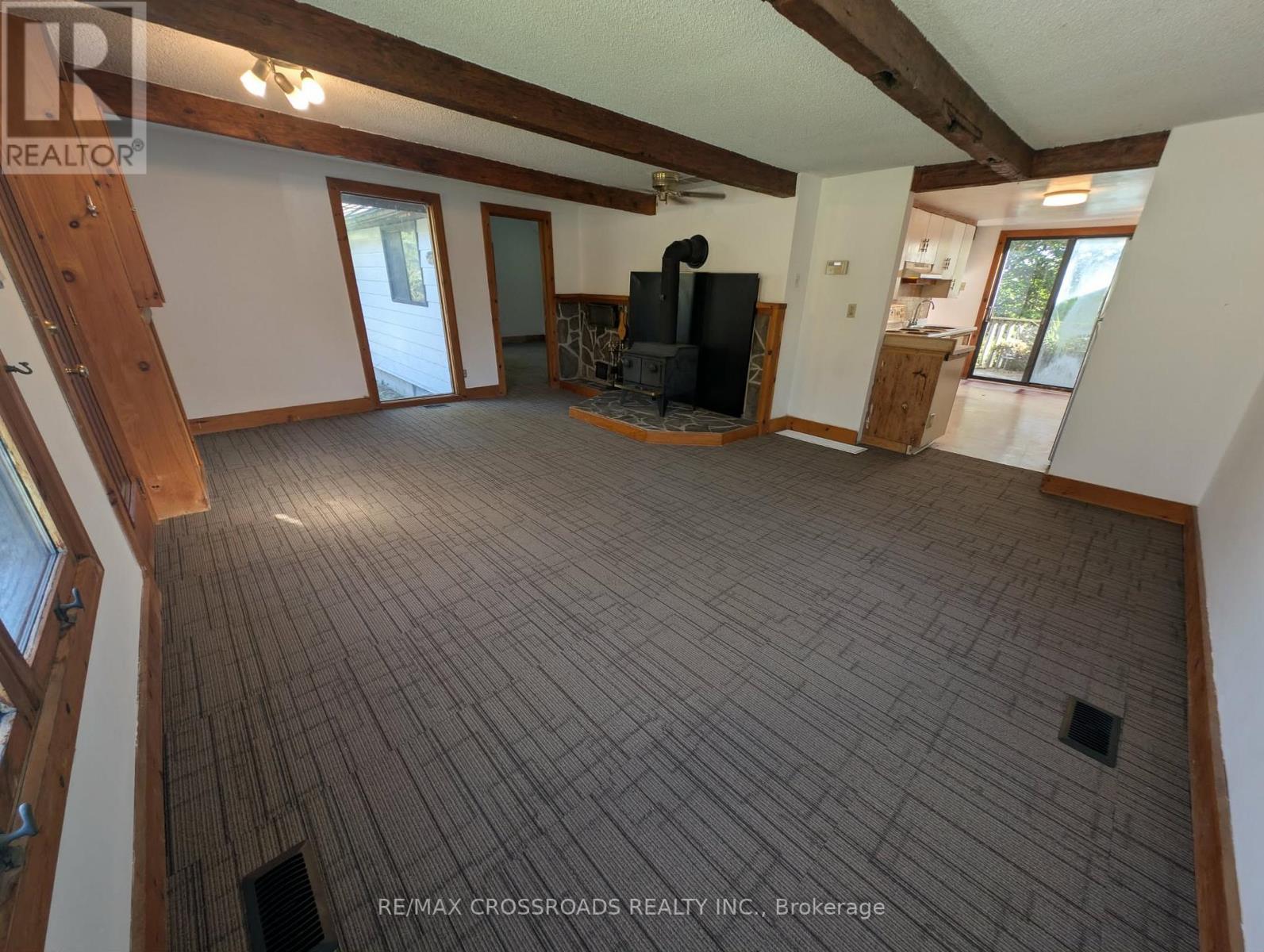 261 LAKEVIEW BOULEVARD - 5
