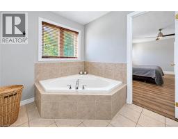102 Schweitzer Crescent, Wellesley, ON N0B2T0 Photo 36
