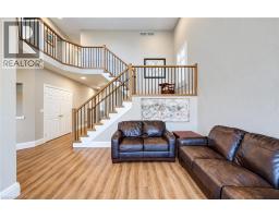 5pc Ensuite bath - 102 Schweitzer Crescent, Wellesley, ON N0B2T0 Photo 6