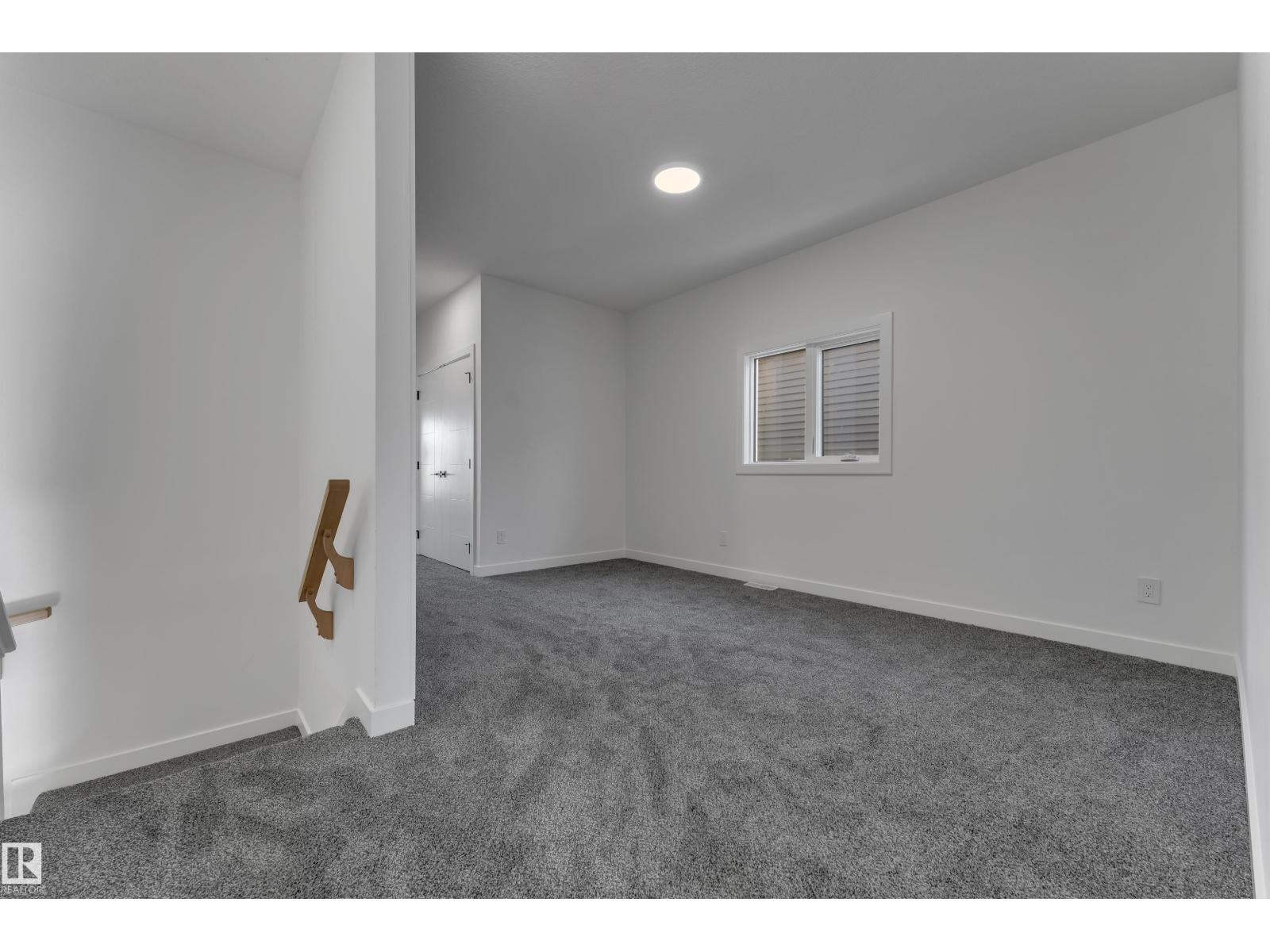 1089 Starling Drive NW, Starling — photo 15 of 24: Property photo