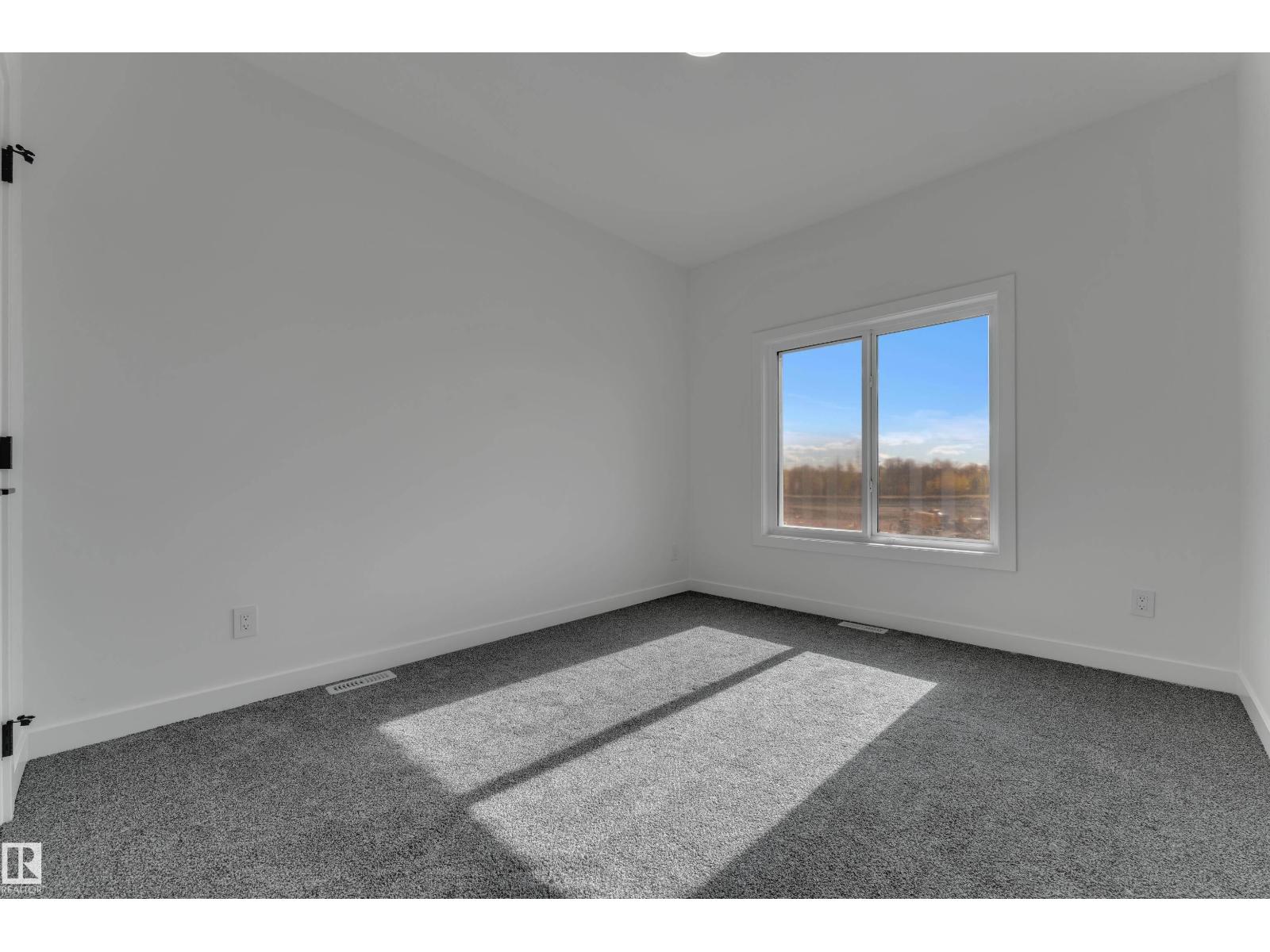 1089 Starling Drive NW, Starling — photo 20 of 24: Property photo