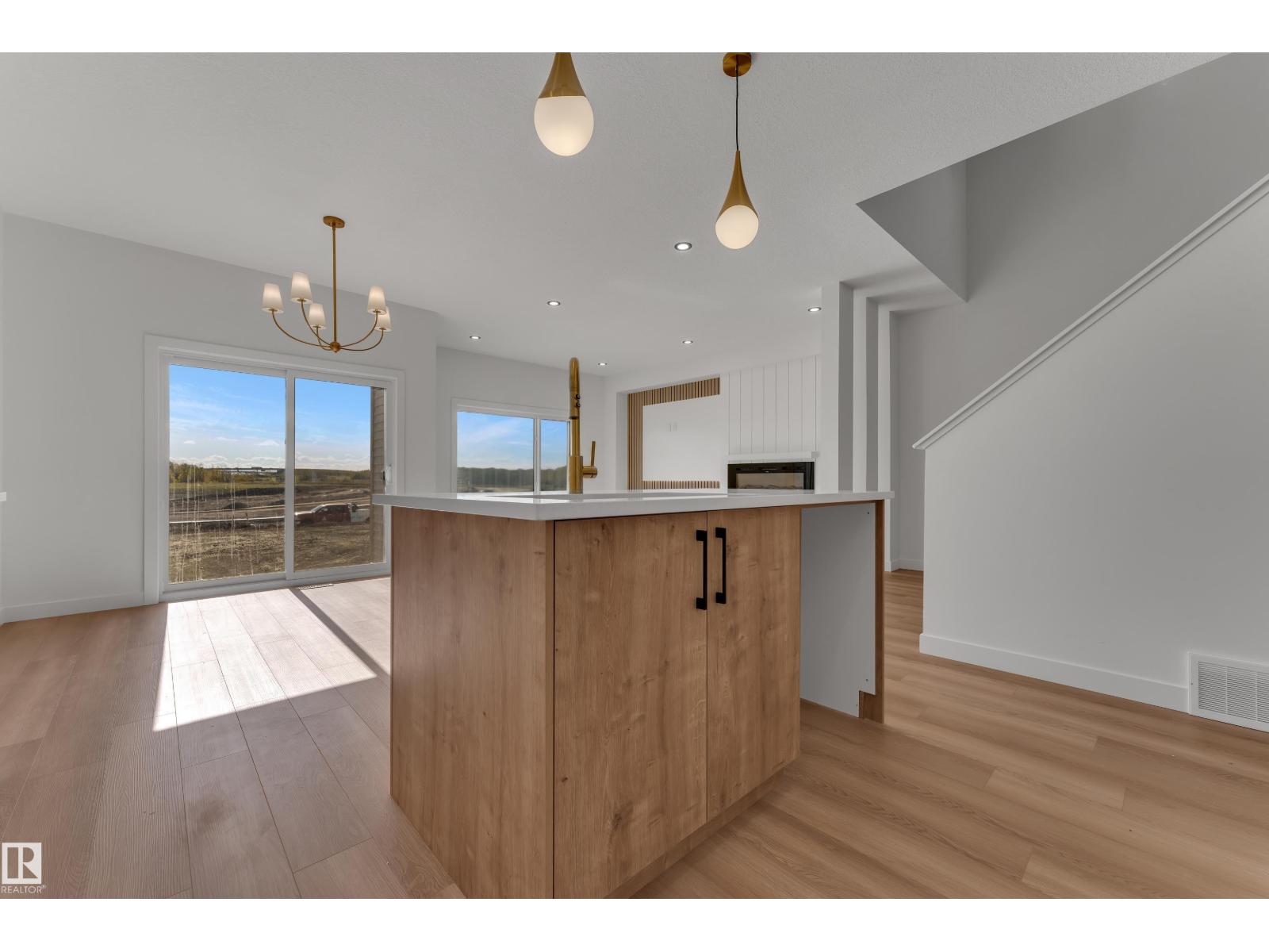 1089 Starling Drive NW, Starling — photo 11 of 24: Property photo