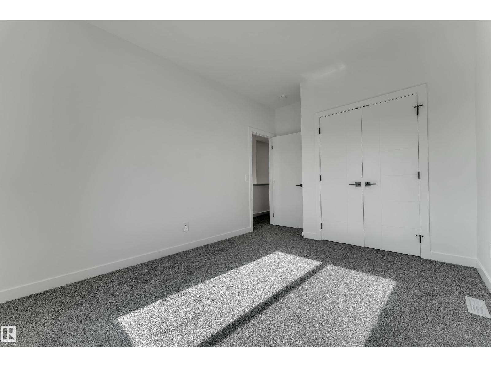 1089 Starling Drive NW, Starling — photo 16 of 24: Property photo