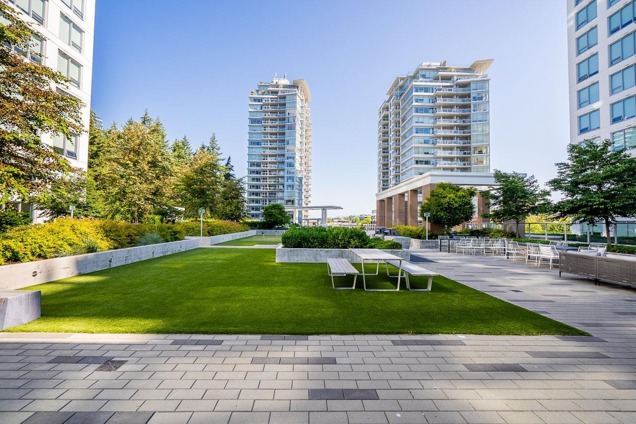 901 1441 JOHNSTON ROAD, White Rock - Image 1