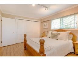 5930 135 Street, Surrey, BC V3X1K9 Photo 11