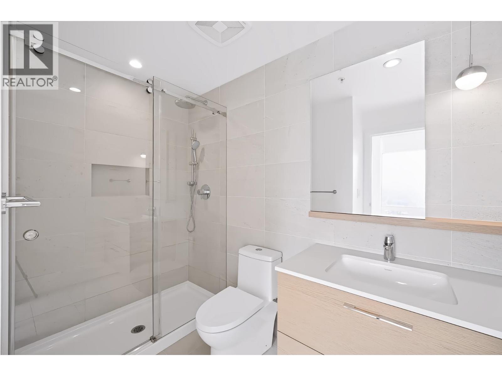 Photo of 3109 2181 MADISON AVENUE 18