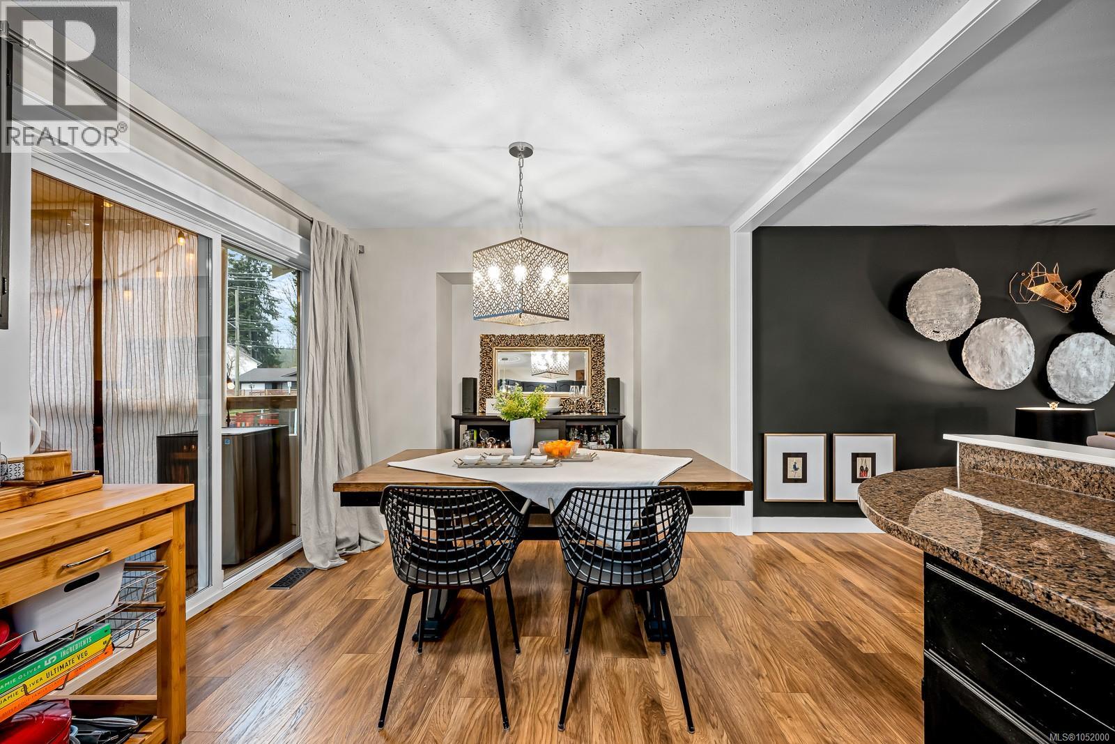 113 Mitchell Pl, Courtenay - Image 1