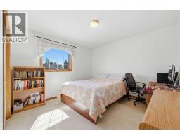 71 Woodpark Close SW - photo 21