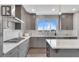 81 Carringvue Manor NW - photo 11