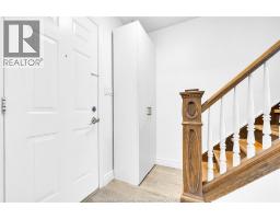 6214 Thornberry, Windsor, ON N8T3A3 Photo 13