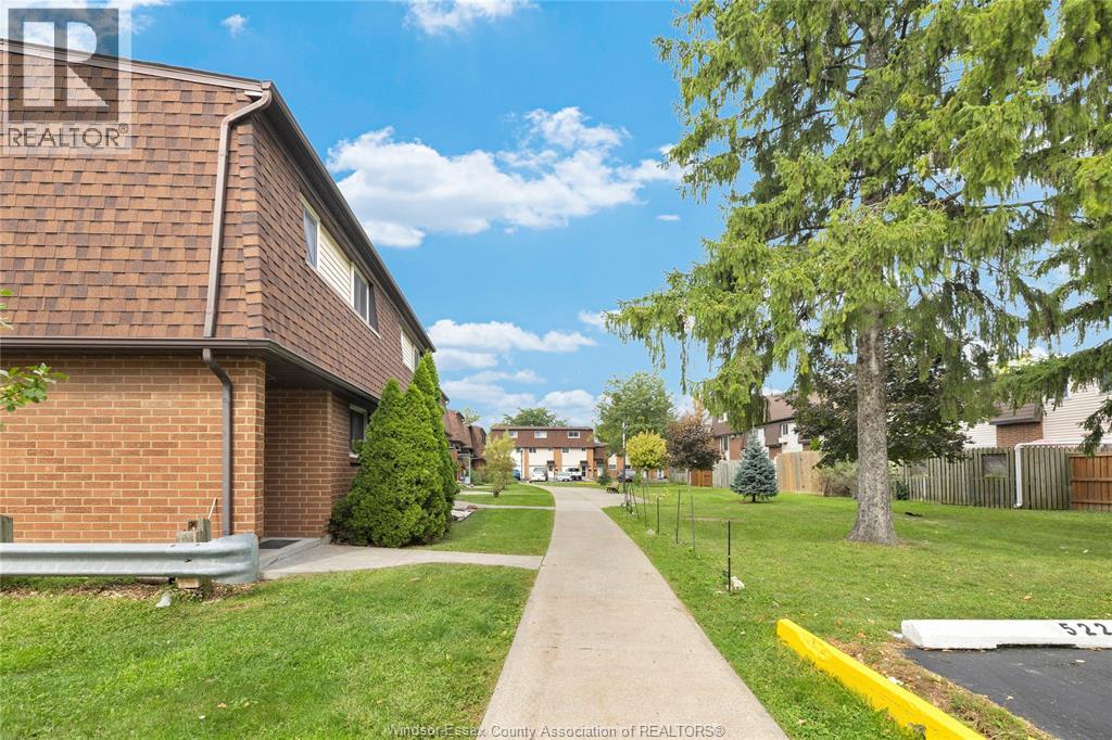 6214 THORNBERRY, Windsor — photo 5