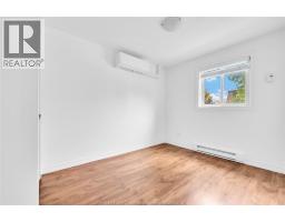 6214 Thornberry, Windsor, ON N8T3A3 Photo 17