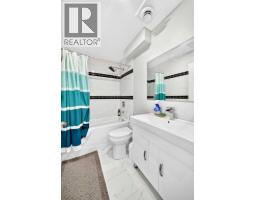199 Hampstead Way NW - photo 42