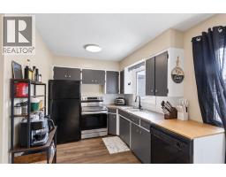 3103 41 Street SW - photo 11