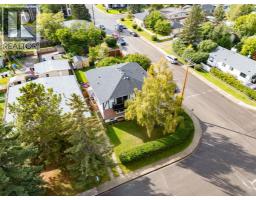3103 41 Street SW - photo 30