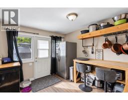 3103 41 Street SW - photo 13