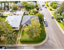 3103 41 Street SW - photo 37