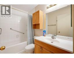 8007 Huntington Street NE - photo 15