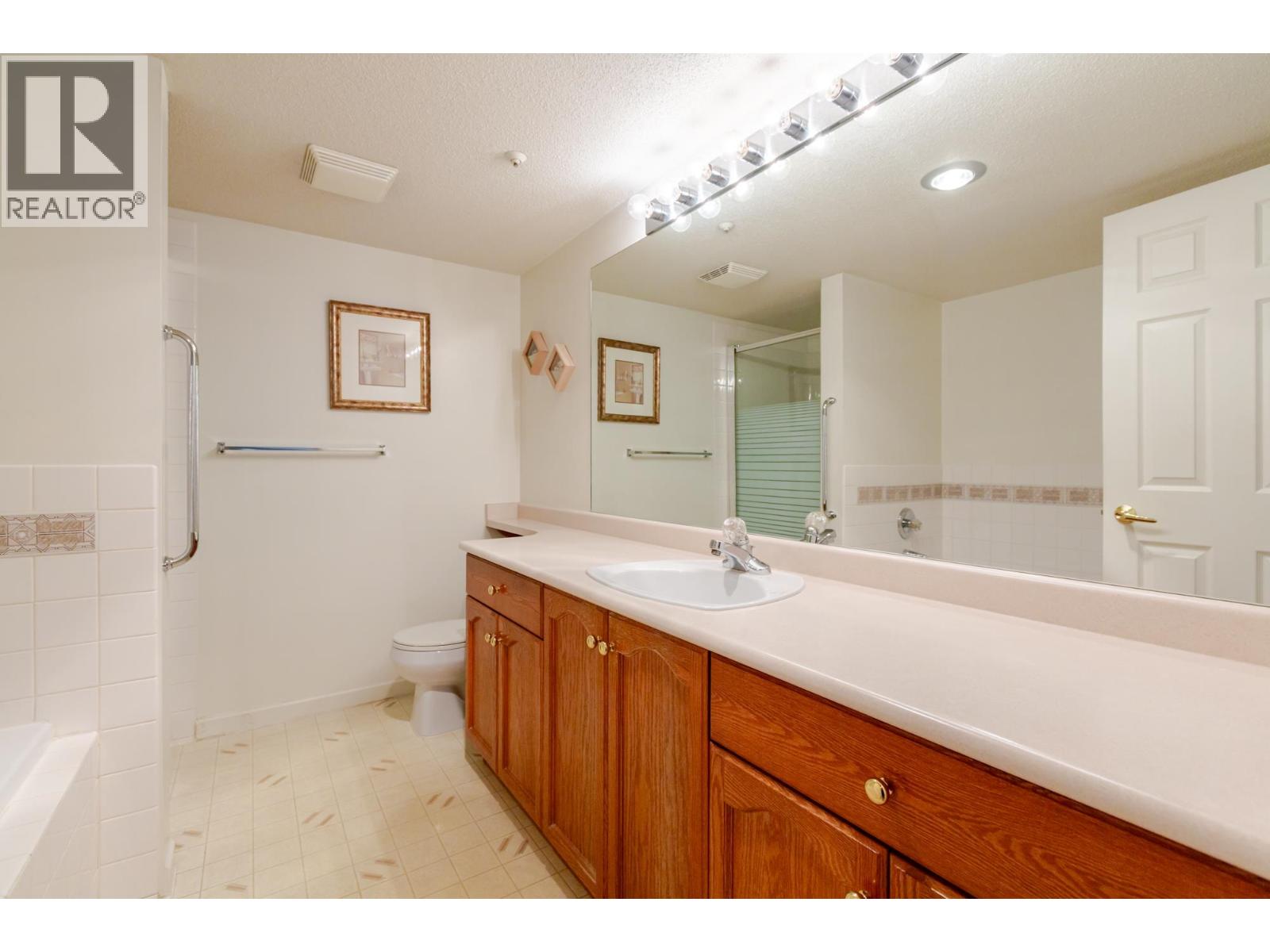 412 78 RICHMOND STREET, New Westminster