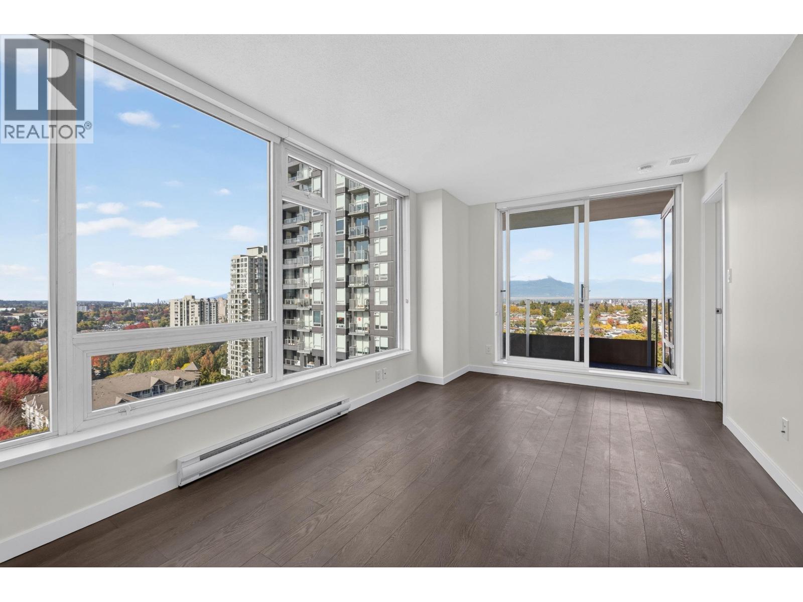 1702 5515 BOUNDARY ROAD, Vancouver