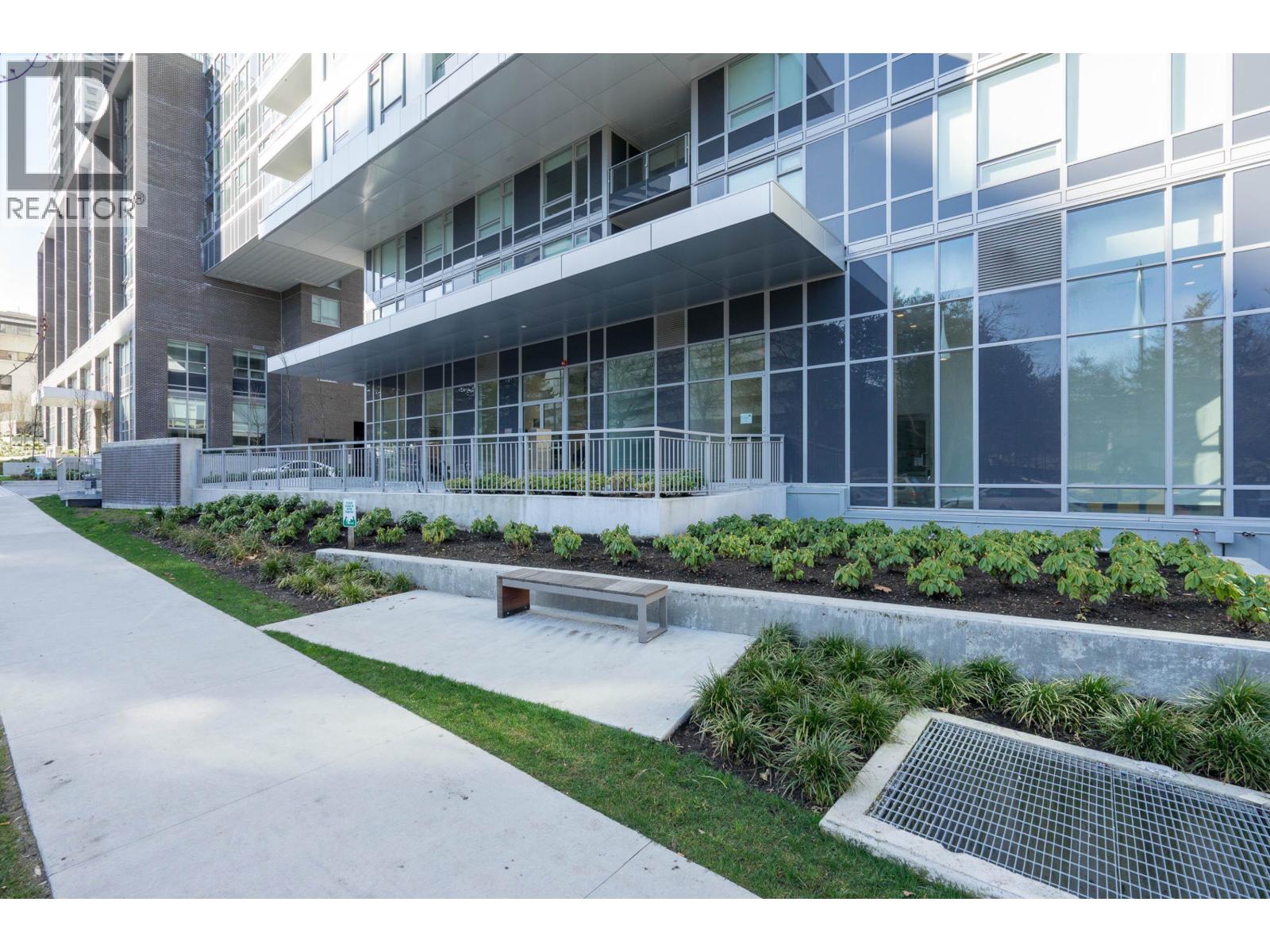 1702 5515 BOUNDARY ROAD, Vancouver