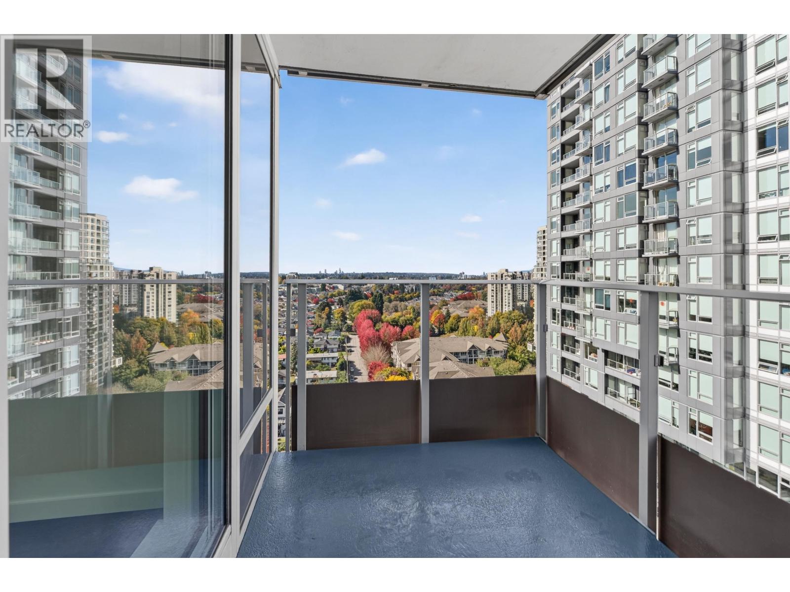 1702 5515 BOUNDARY ROAD, Vancouver