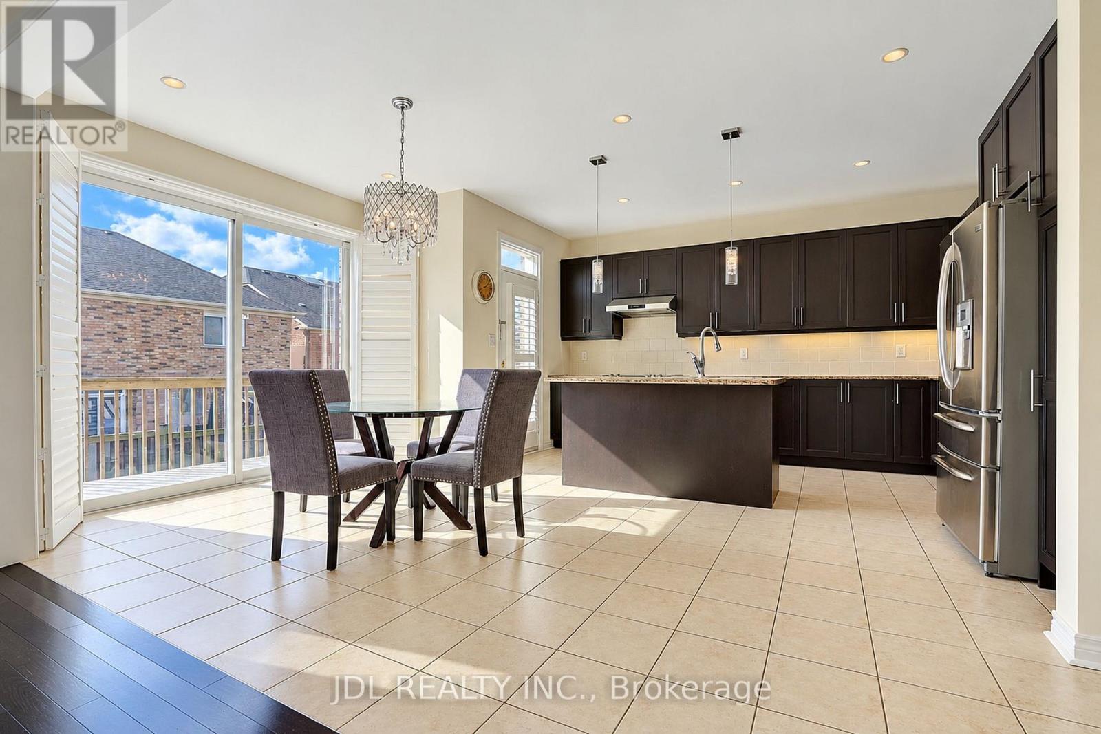 11 HERBERT WALES CRESCENT - 16