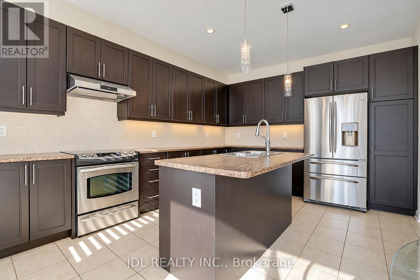 11 Herbert Wales Crescent, Markham, ON photo 18