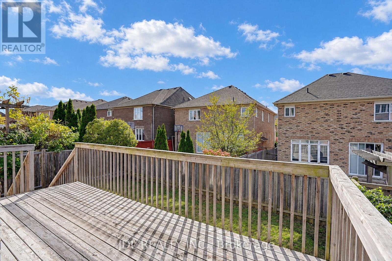 11 HERBERT WALES CRESCENT - 22