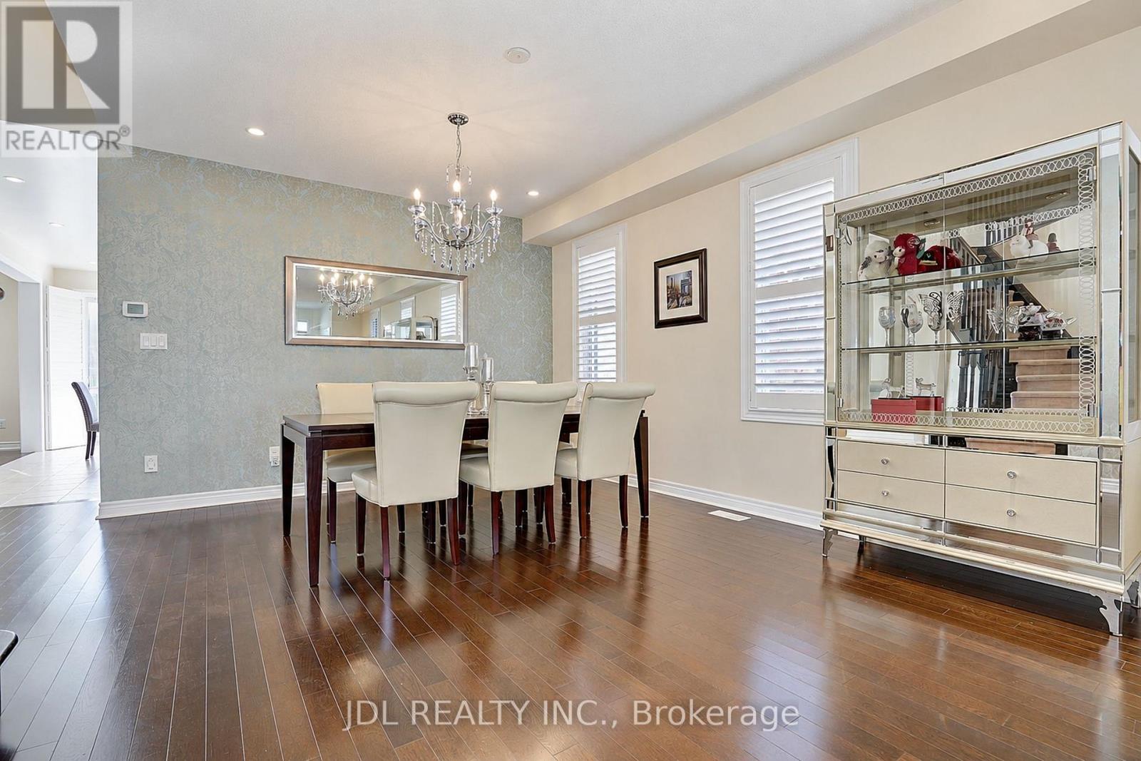 11 Herbert Wales Crescent, Markham, ON photo 6