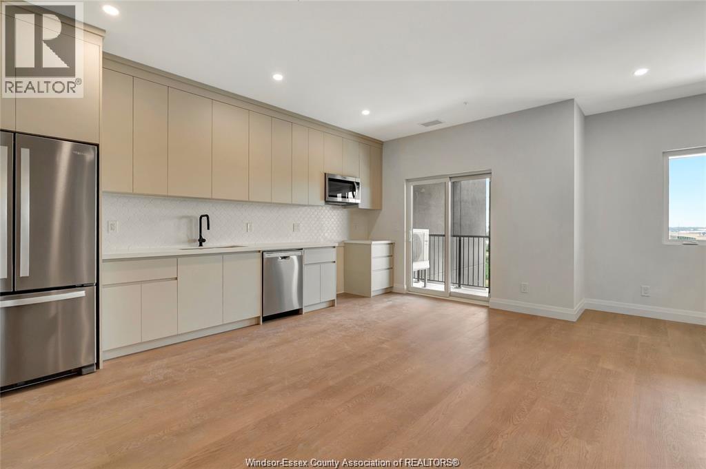4400 Laurier — photo 10