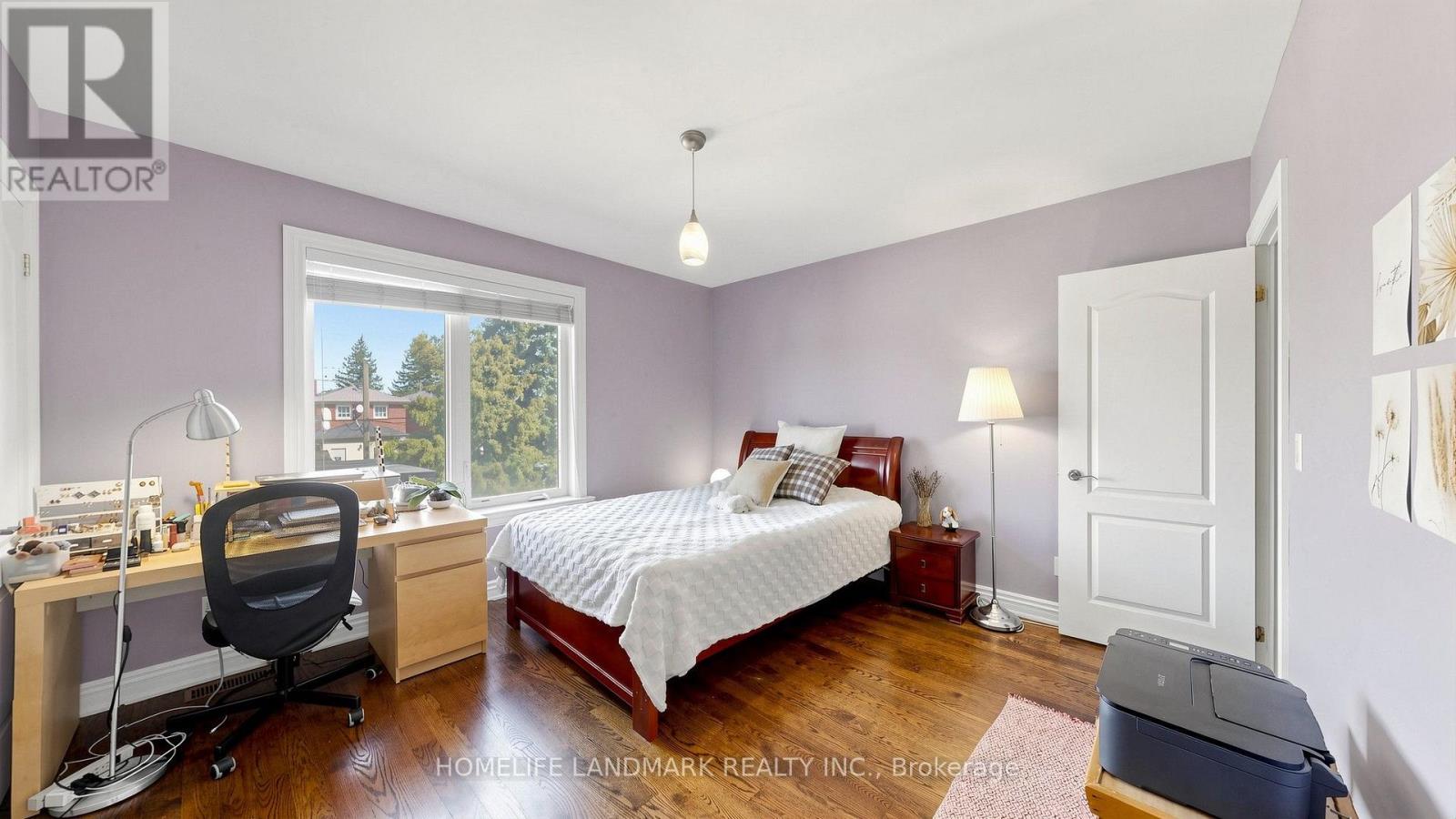 357 Bartlett Avenue North, Toronto, ON photo 27