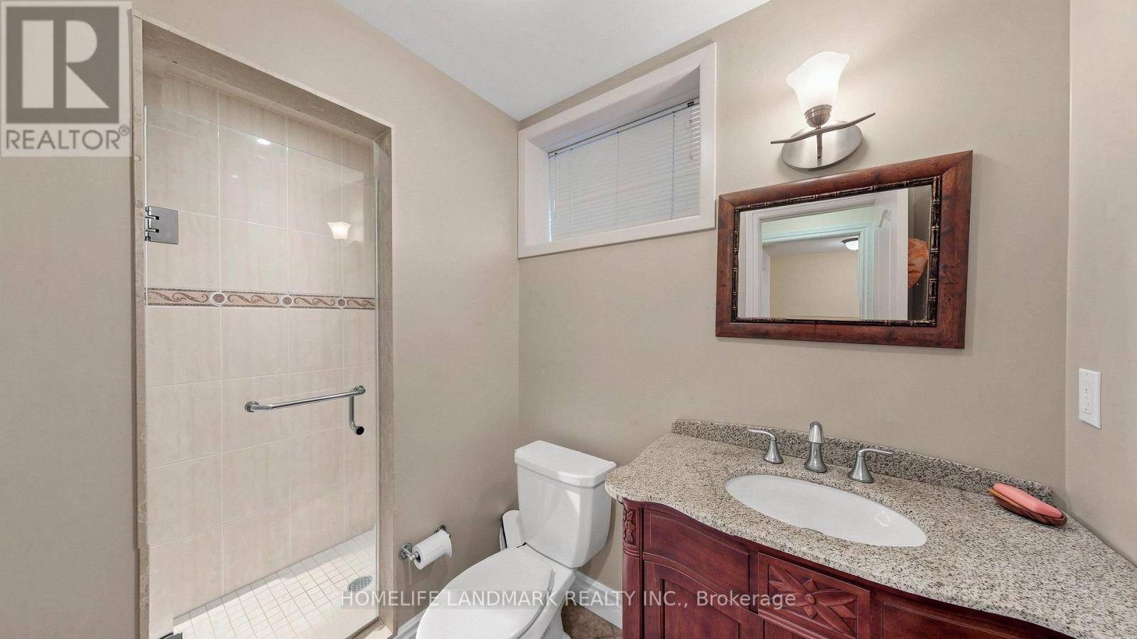 357 Bartlett Avenue North, Toronto, ON photo 38