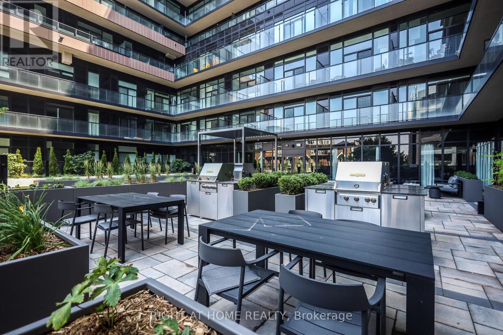 1405- 285 Dufferin Street, Toronto, ON photo 50