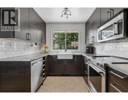 91 Winslow Crescent SW - photo 12