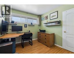 91 Winslow Crescent SW - photo 17