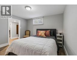 91 Winslow Crescent SW - photo 29